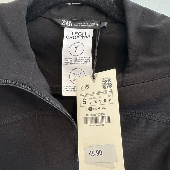 Zara Black Tech Crop Top. Size small - Picture 3 of 6